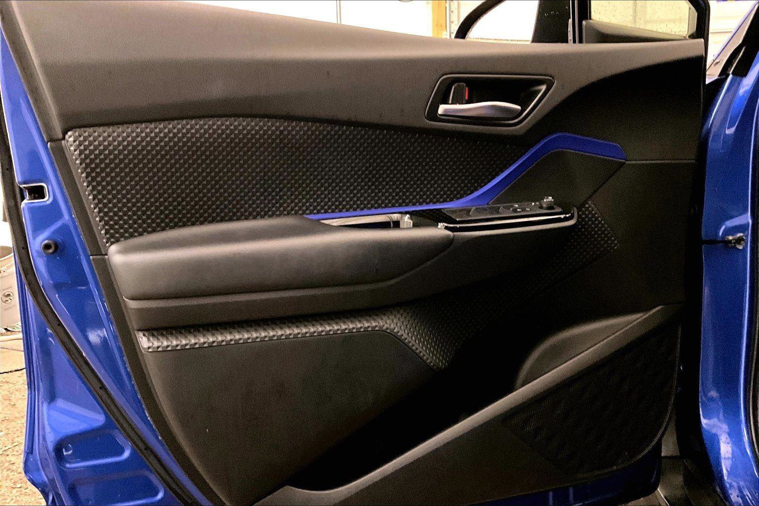 Used 2020 Toyota C-HR XLE image 22