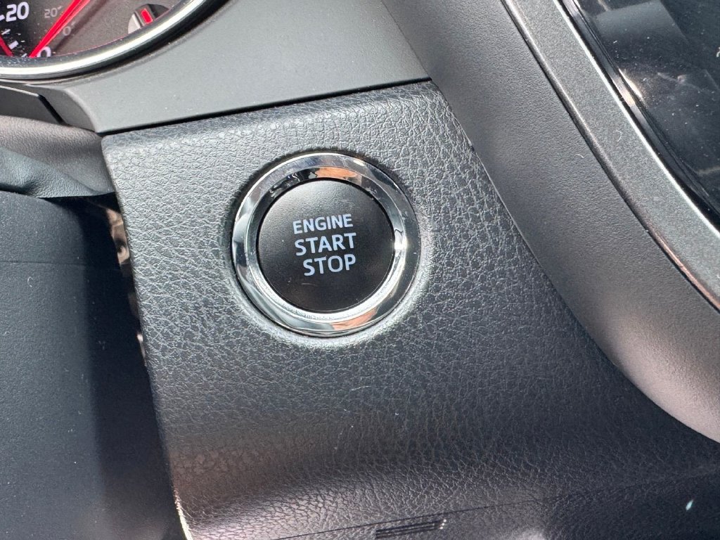 Used 2019 Toyota Camry XSE FWD image 21