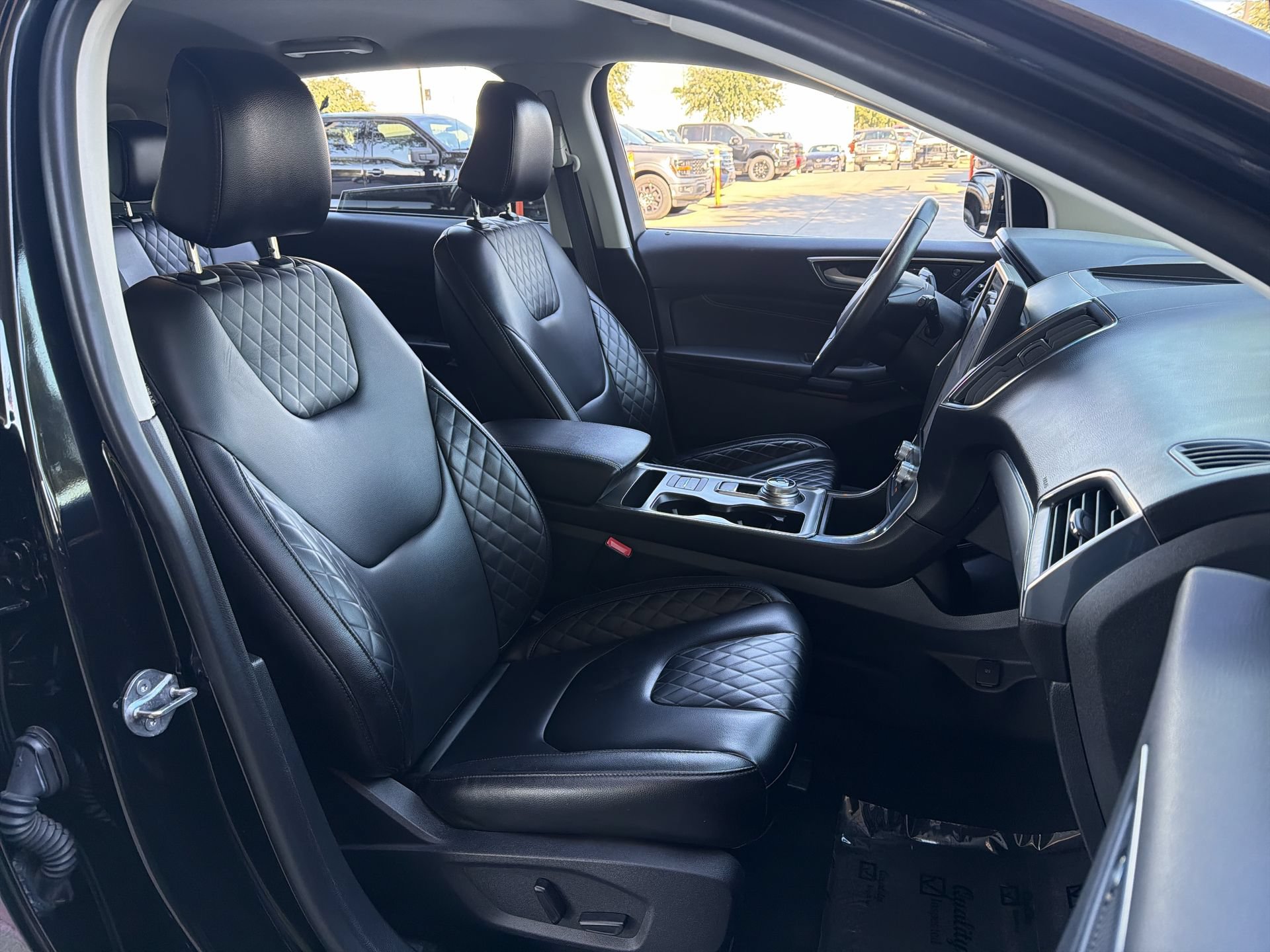 Certified 2024 Ford Edge Titanium AWD/4WD image 23