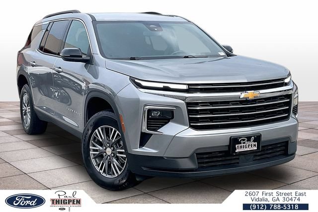 Used 2025 Chevrolet Traverse LT AWD/4WD image 1