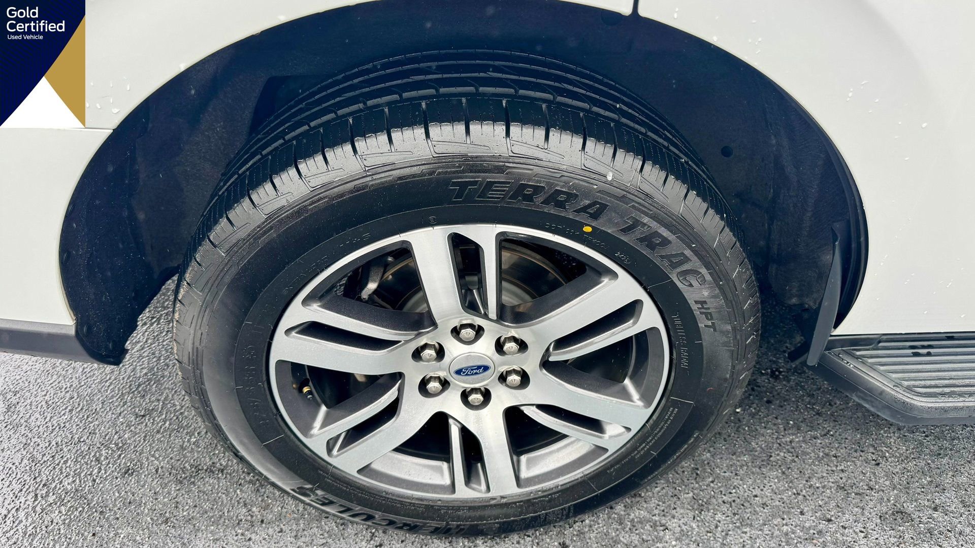 Certified 2024 Ford Expedition Limited image 8