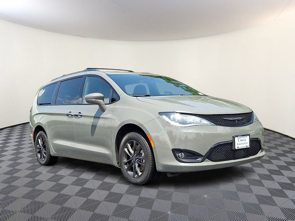 Used 2020 Chrysler Pacifica Touring-L w/ Advanced Safetytec Group AWD/4WD image 1
