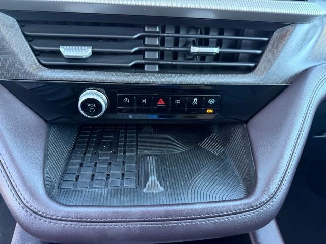 Certified 2025 Ford Explorer Platinum w/ LUX Leather Package AWD/4WD image 31