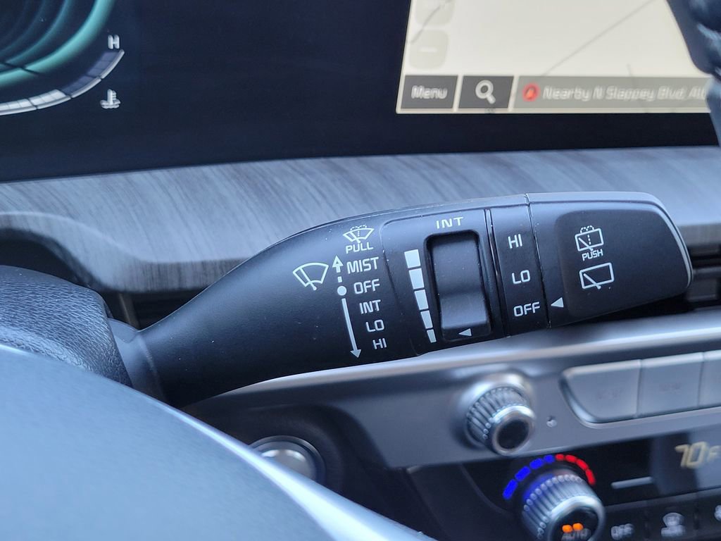 Used 2024 Kia Telluride EX w/ EX Captain's Chair Package image 34