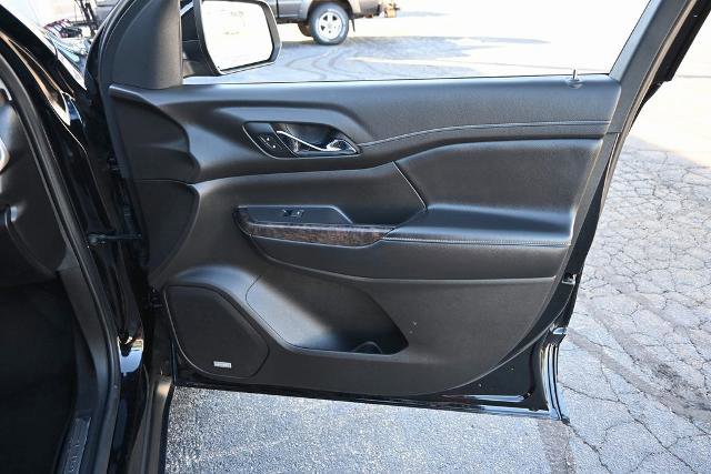 Used 2020 GMC Acadia Denali w/ Trailering Package image 24