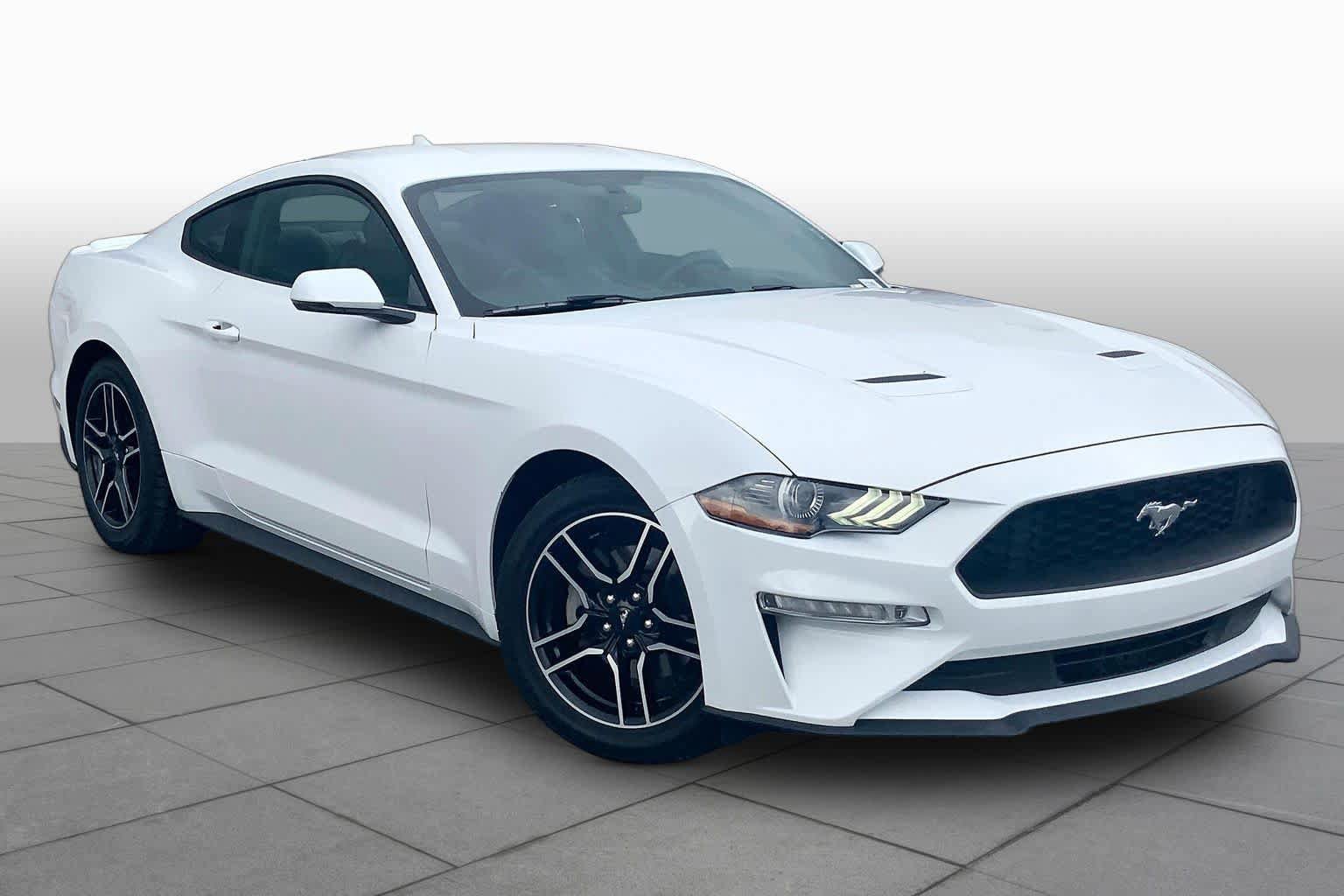Certified 2020 Ford Mustang Premium RWD image 3