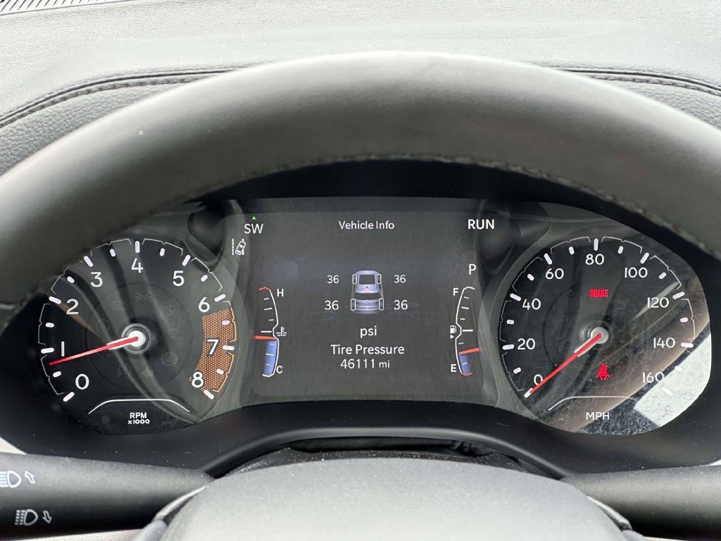 Used 2025 Jeep Compass Limited AWD/4WD image 25