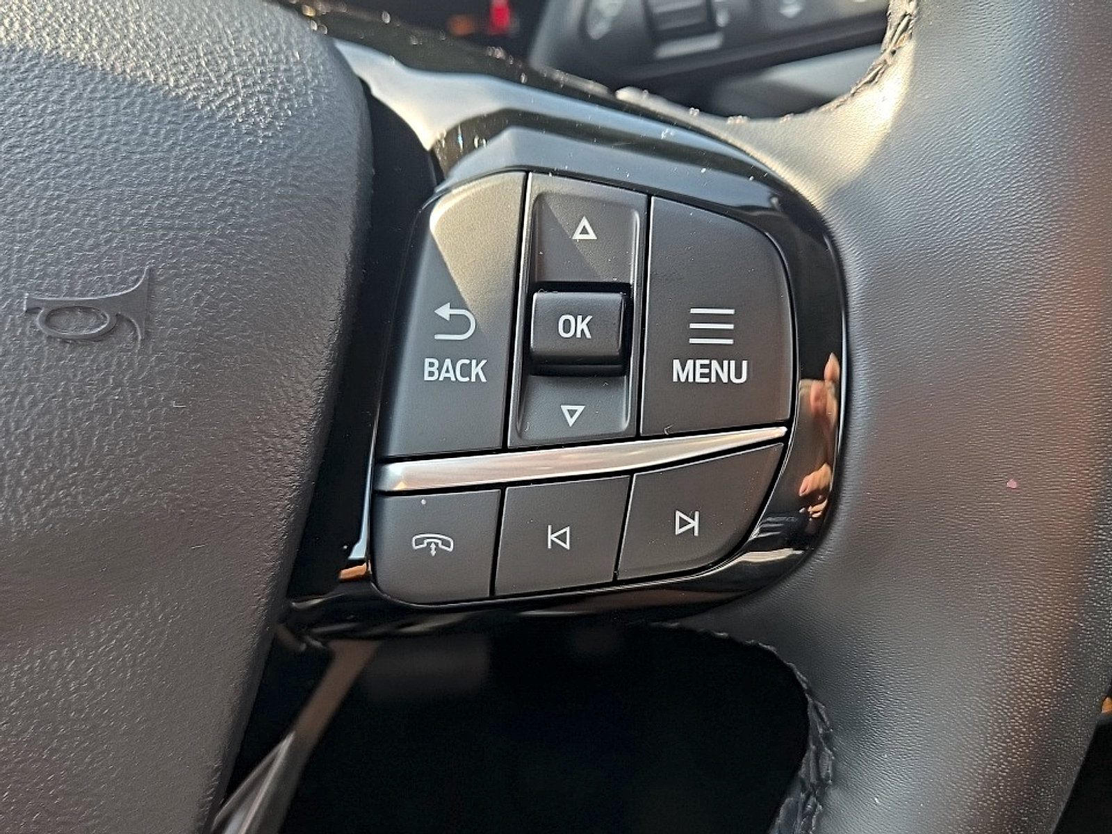 Certified 2024 Ford Escape Active AWD/4WD image 14