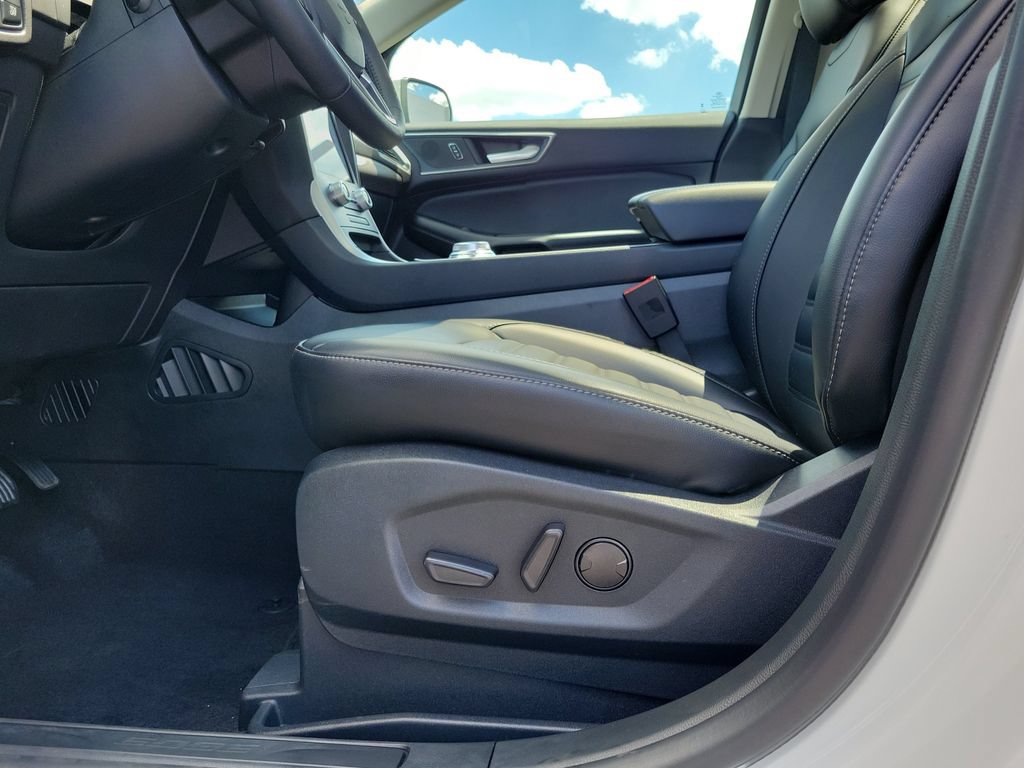 Certified 2024 Ford Edge SEL w/ Convenience Package AWD/4WD image 19