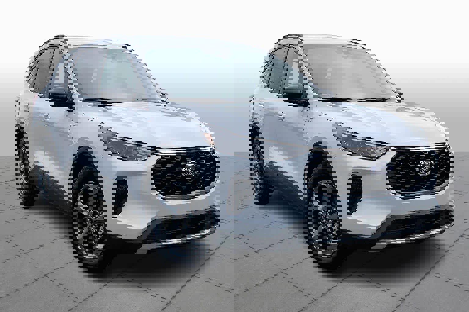 Certified 2025 Ford Escape ST-Line w/ Equipment Group 301A image 3