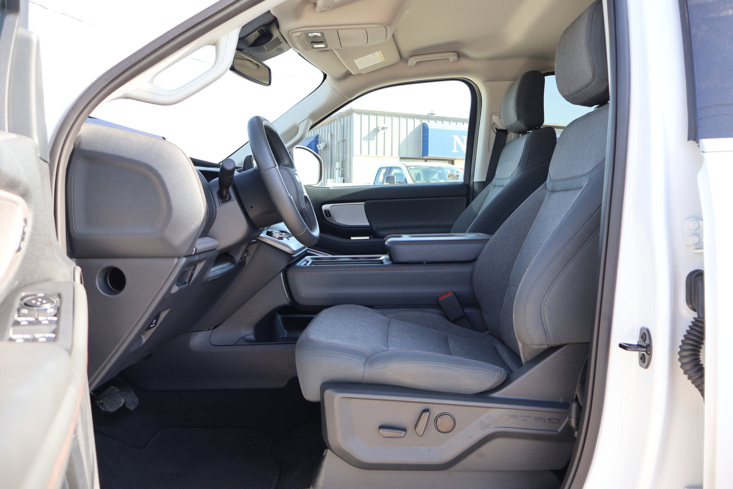 Certified 2025 Ford Expedition Max Active image 13