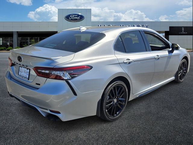 Used 2024 Toyota Camry XSE FWD image 4