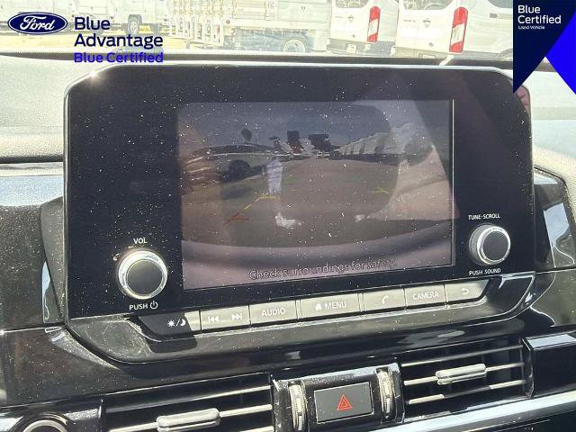 Used 2024 Nissan Pathfinder SV FWD image 29