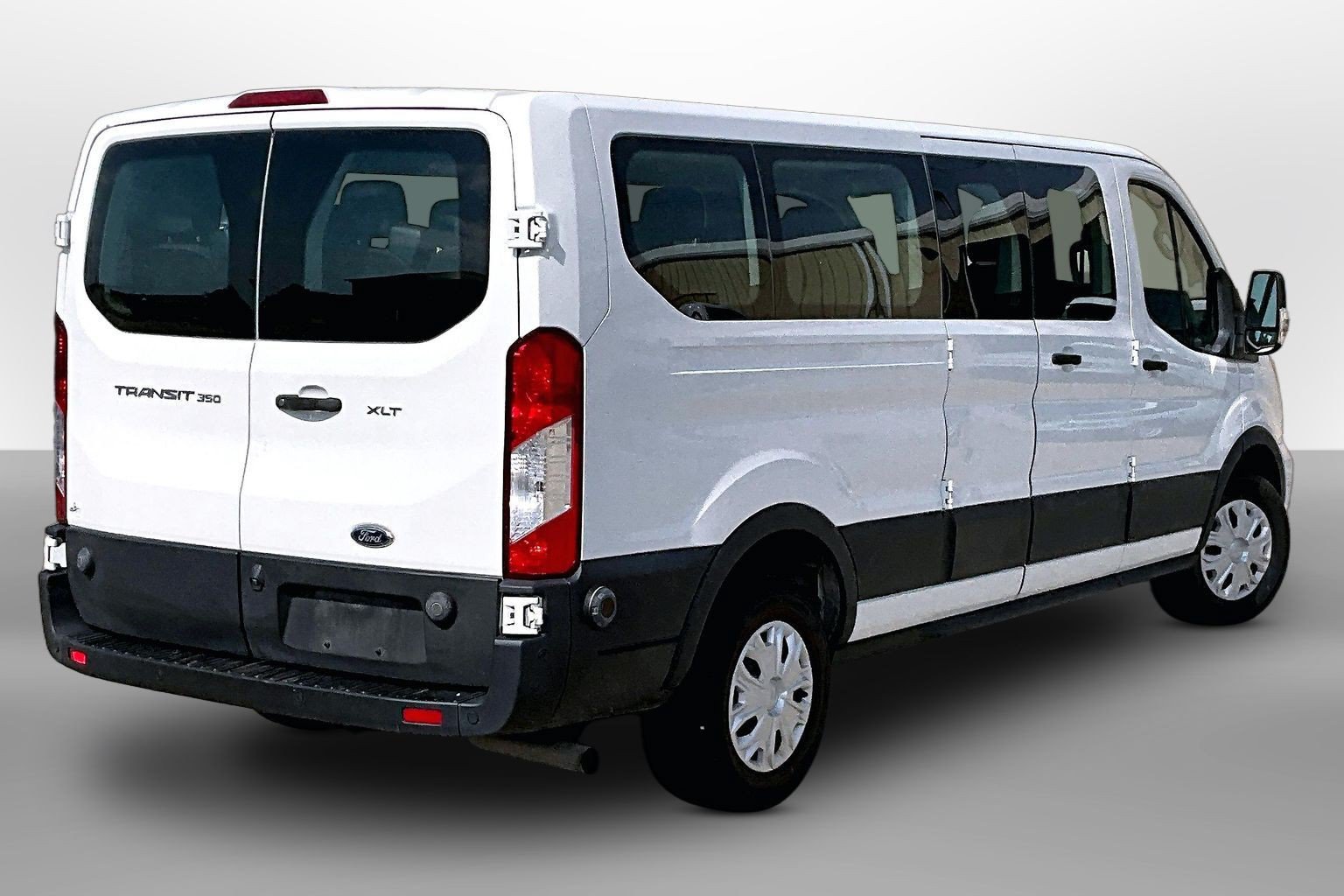 Certified 2020 Ford Transit 350 XLT RWD image 11