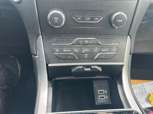 Certified 2019 Ford Edge SEL w/ Equipment Group 201A AWD/4WD image 20
