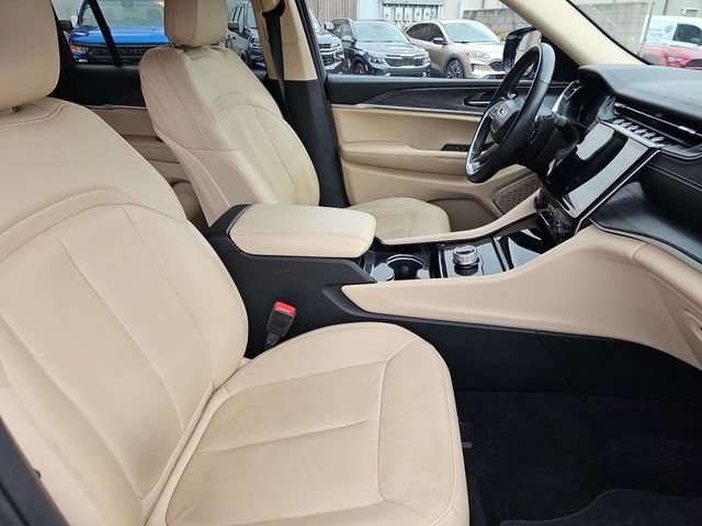Used 2022 Jeep Grand Cherokee Limited RWD image 10