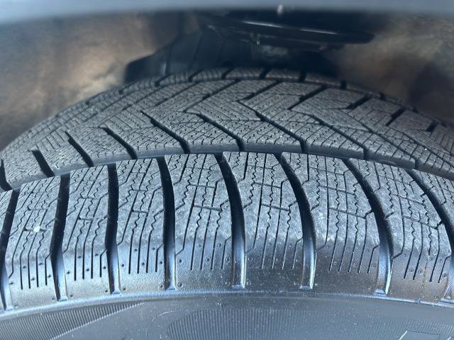 Certified 2024 Ford Explorer Platinum w/ Technology Package image 14