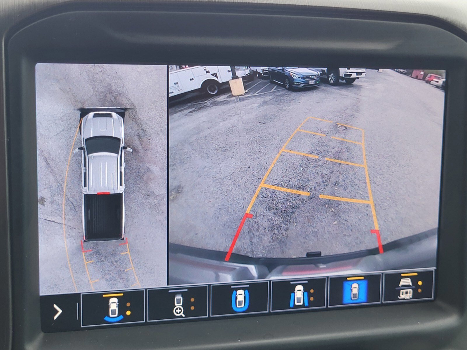 Used 2021 GMC Sierra 2500 AT4 w/ AT4 Premium Plus Package image 22