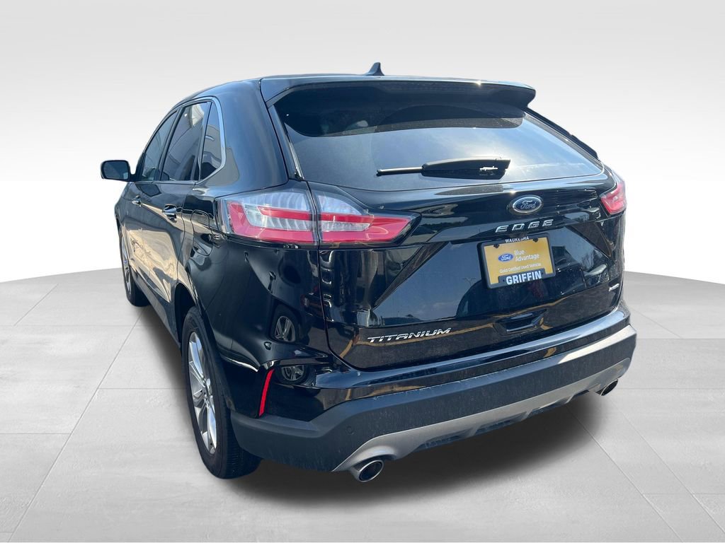 Certified 2024 Ford Edge Titanium image 3