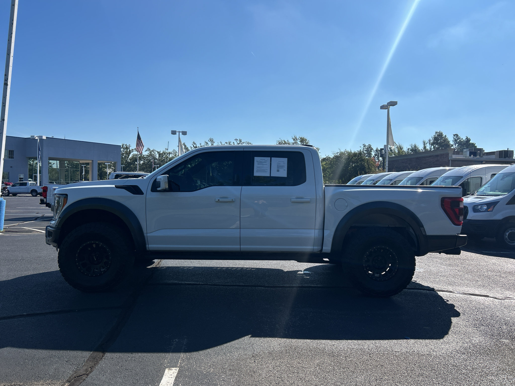 Certified 2022 Ford F150 Raptor w/ Equipment Group 801A High AWD/4WD image 4