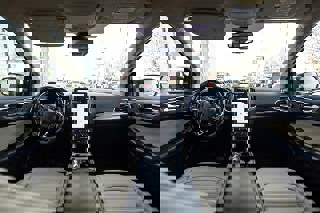 Certified 2024 Ford Edge SEL w/ Convenience Package image 12