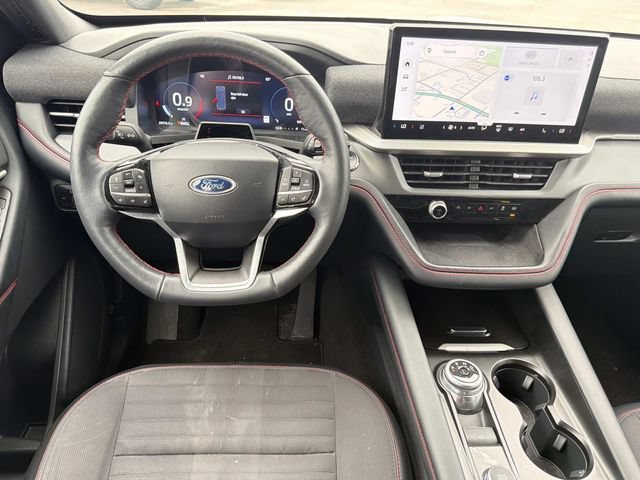 Certified 2025 Ford Explorer ST-Line w/ ST-Line Street Pack AWD/4WD image 24