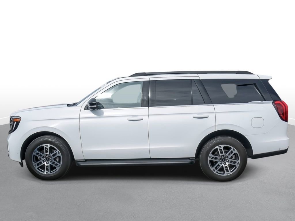 Certified 2025 Ford Expedition Active image 2