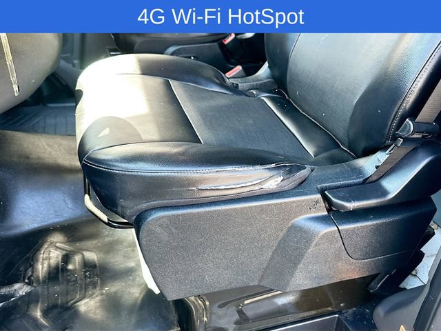 Certified 2020 Ford Transit 150 Low Roof RWD image 9