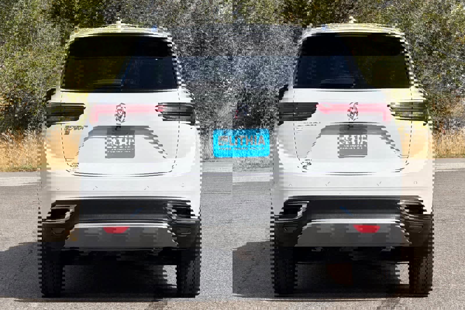 Used 2023 Buick Envision Essence image 4