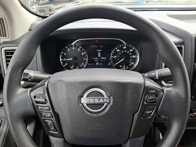 Used 2024 Nissan Frontier SV AWD/4WD image 18