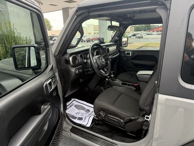 Used 2021 Jeep Wrangler Sport AWD/4WD image 8