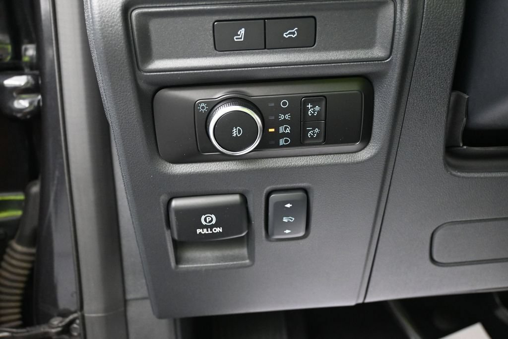 Certified 2024 Ford Expedition Limited AWD/4WD image 12