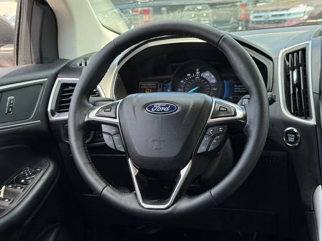 Certified 2024 Ford Edge SEL w/ Convenience Package AWD/4WD image 6