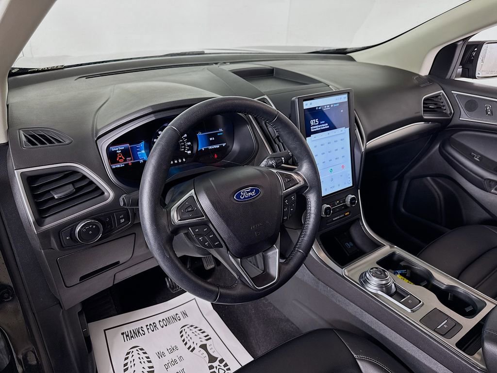 Certified 2022 Ford Edge SEL w/ Convenience Package image 9