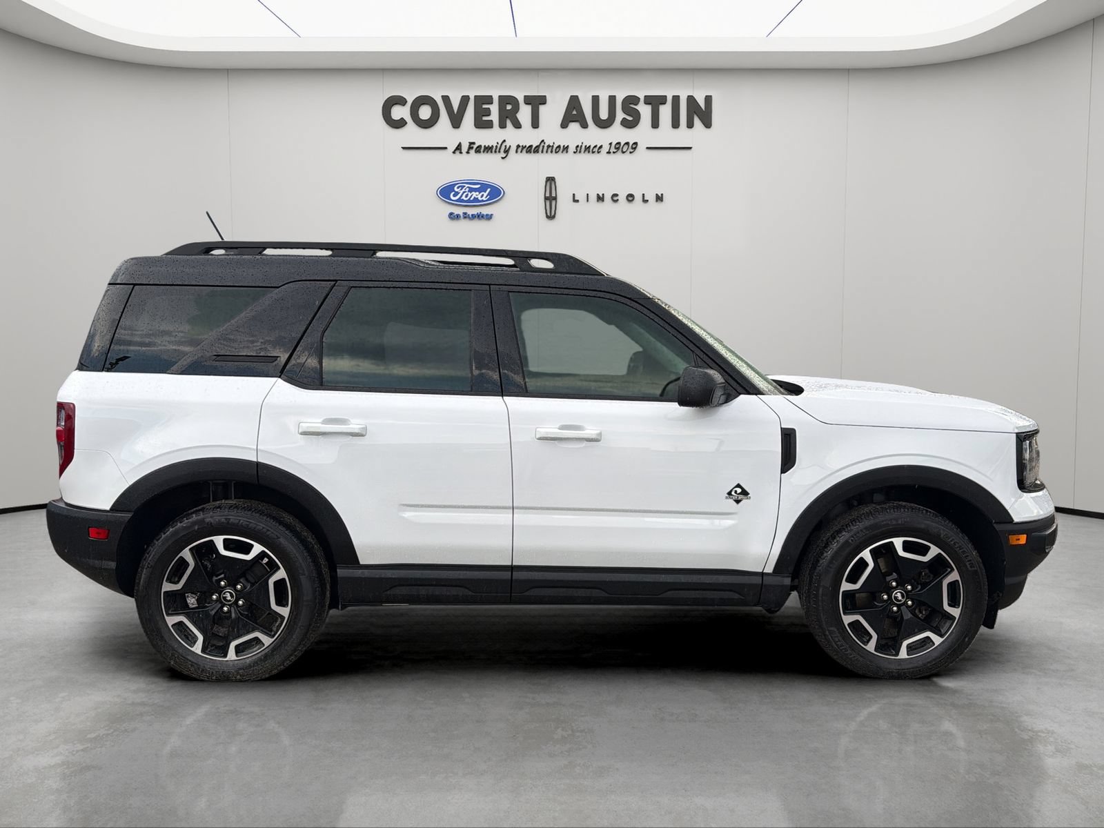 Certified 2022 Ford Bronco Sport Outer Banks AWD/4WD image 6