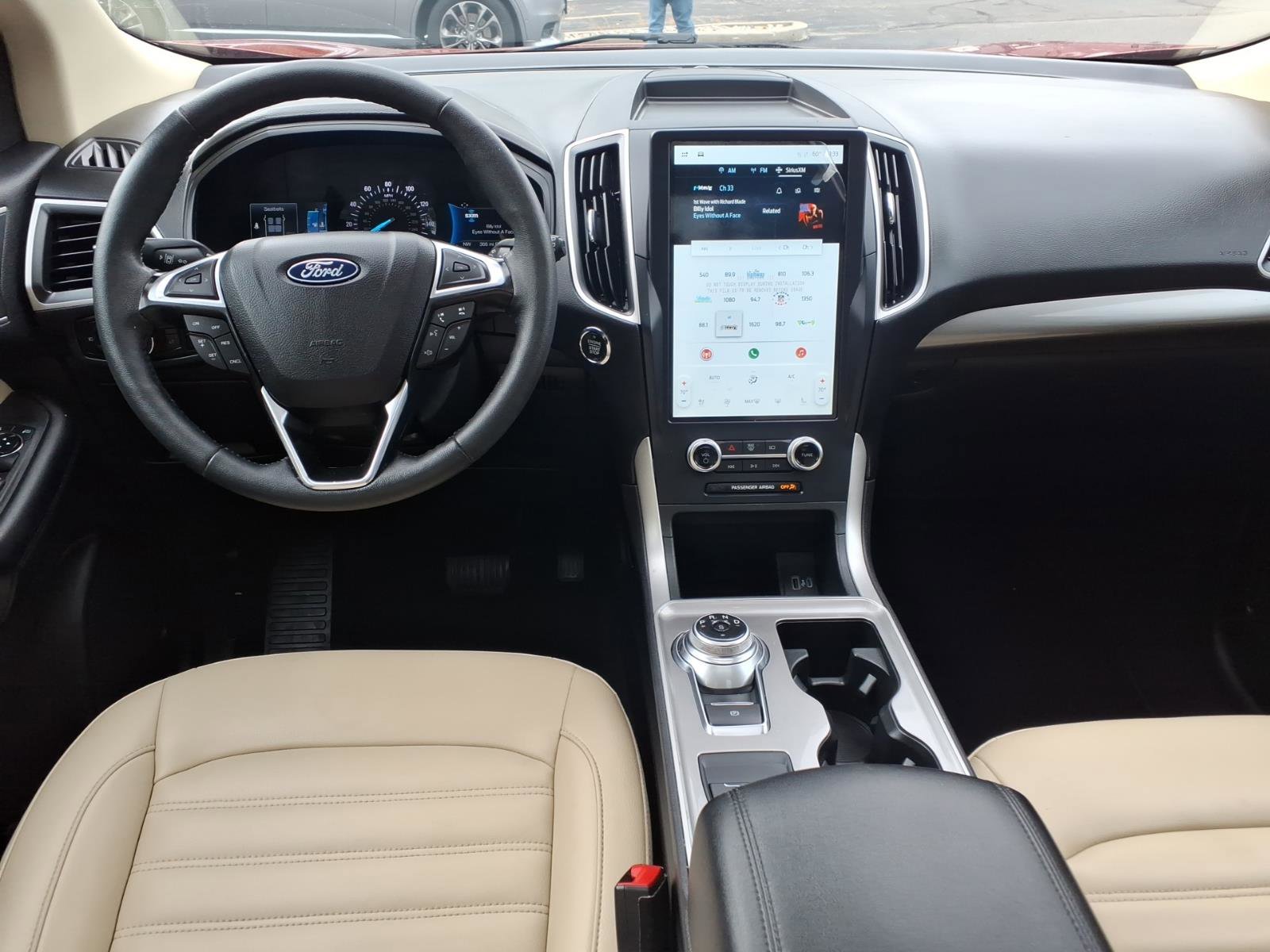 Certified 2024 Ford Edge SEL w/ Convenience Package AWD/4WD image 12