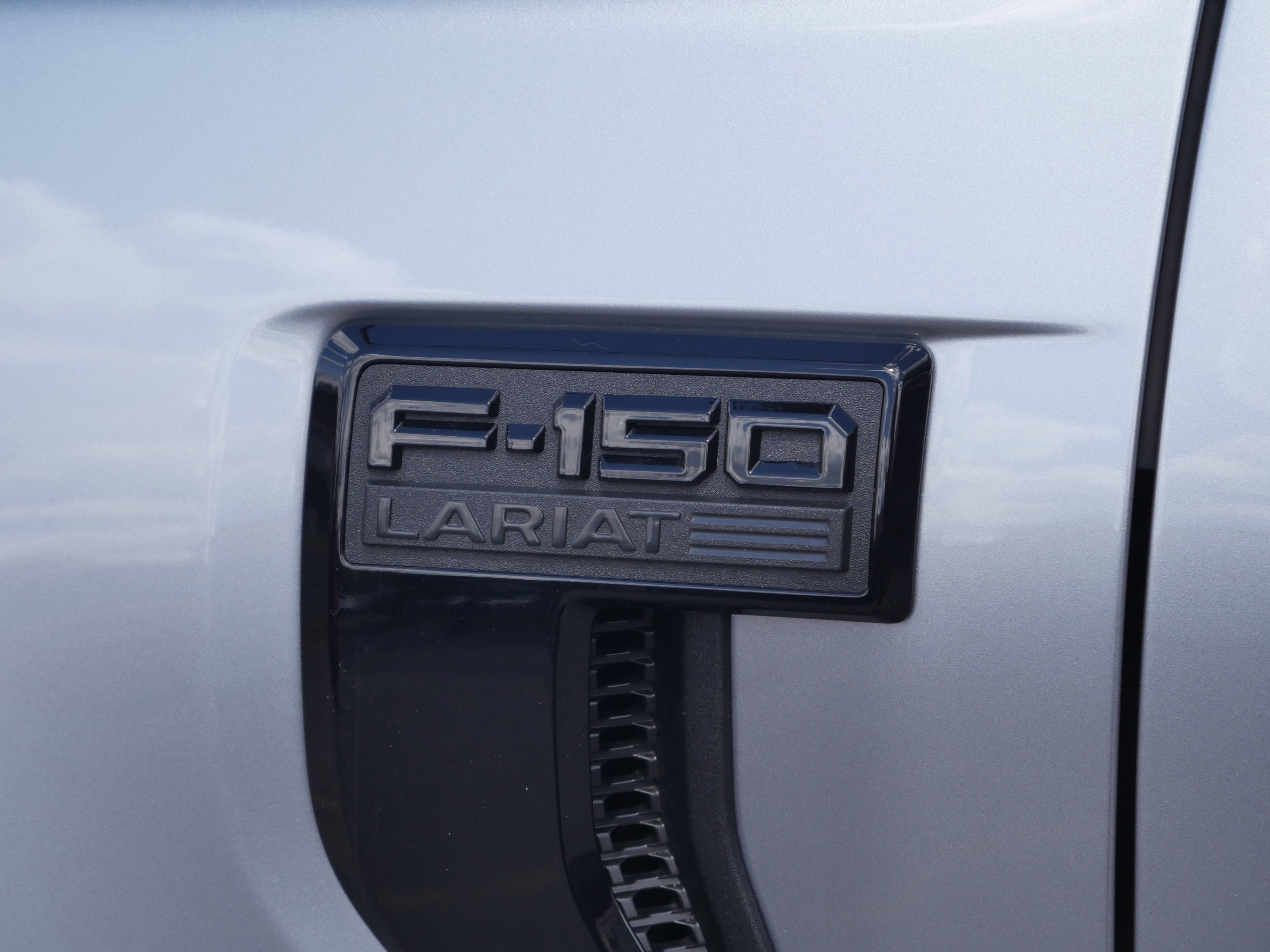 Certified 2024 Ford F150 Lariat w/ Equipment Group 502A High AWD/4WD image 20