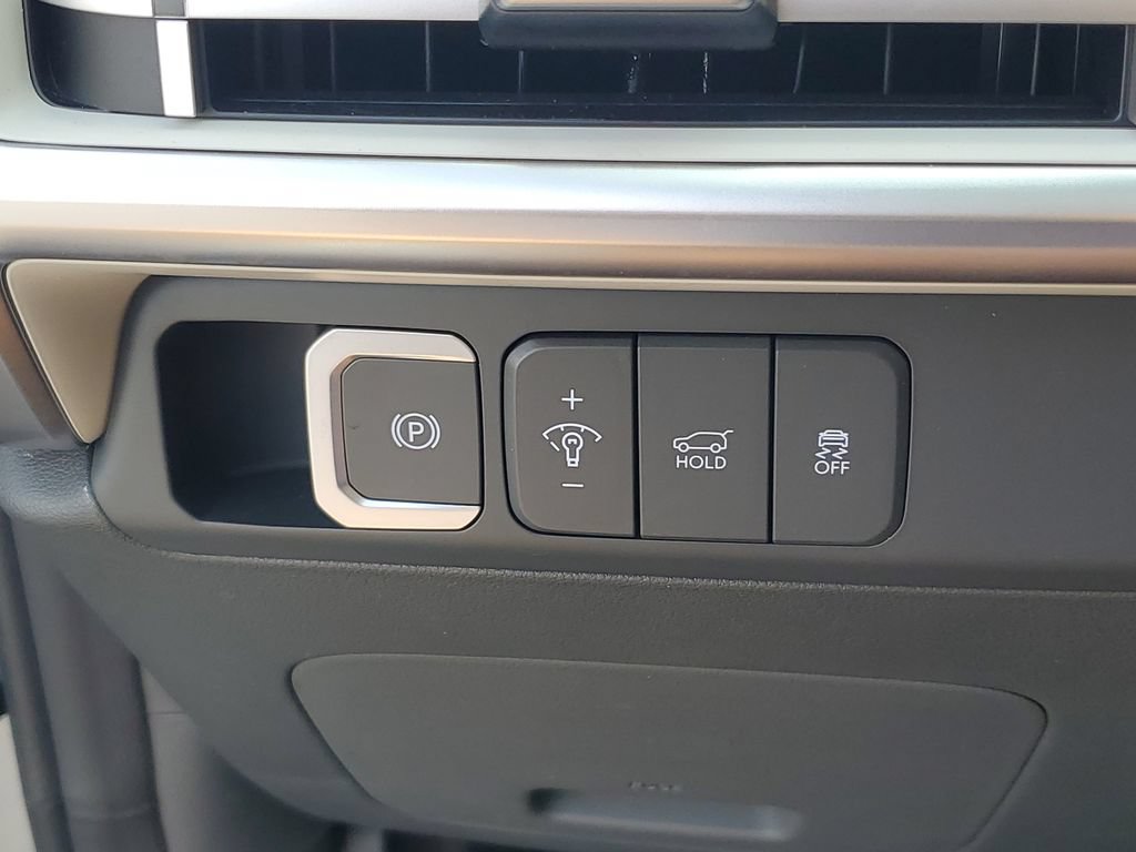 Used 2026 Hyundai Santa Fe SE FWD image 27