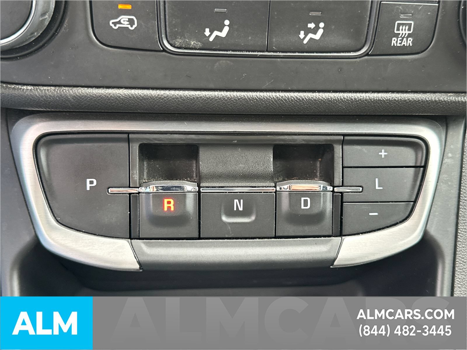 Used 2024 GMC Terrain SLE FWD image 34