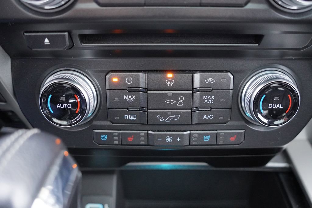 Certified 2017 Ford F150 Lariat w/ Equipment Group 502A Luxury image 29