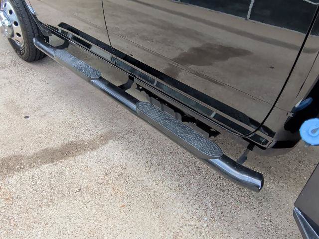 Used 2025 RAM 3500 Tradesman w/ Chrome Appearance Group AWD/4WD image 34