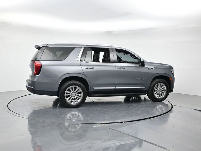 Used 2022 GMC Yukon SLT w/ SLT Luxury Package image 2