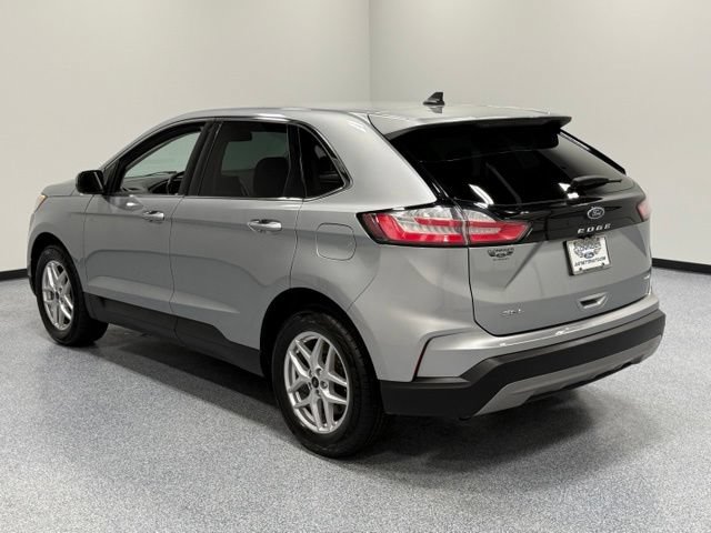 Certified 2024 Ford Edge SEL AWD/4WD image 9