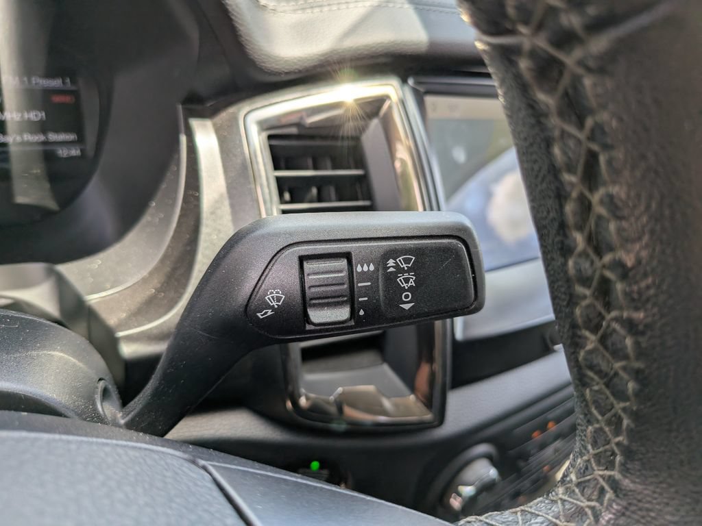 Certified 2022 Ford Ranger Lariat w/ Tremor Off-Road Package AWD/4WD image 34