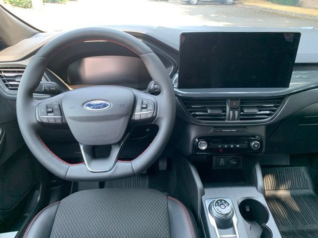 Certified 2025 Ford Escape ST-Line Select w/ Tech Pack #1 AWD/4WD image 18