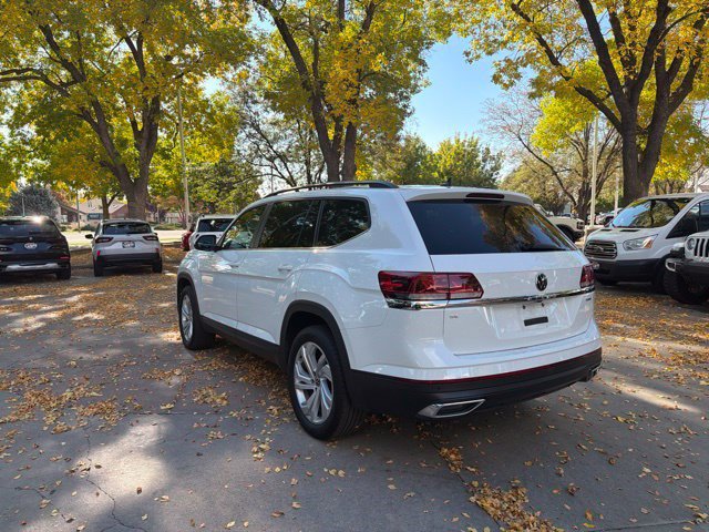 Used 2023 Volkswagen Atlas SE AWD/4WD image 4