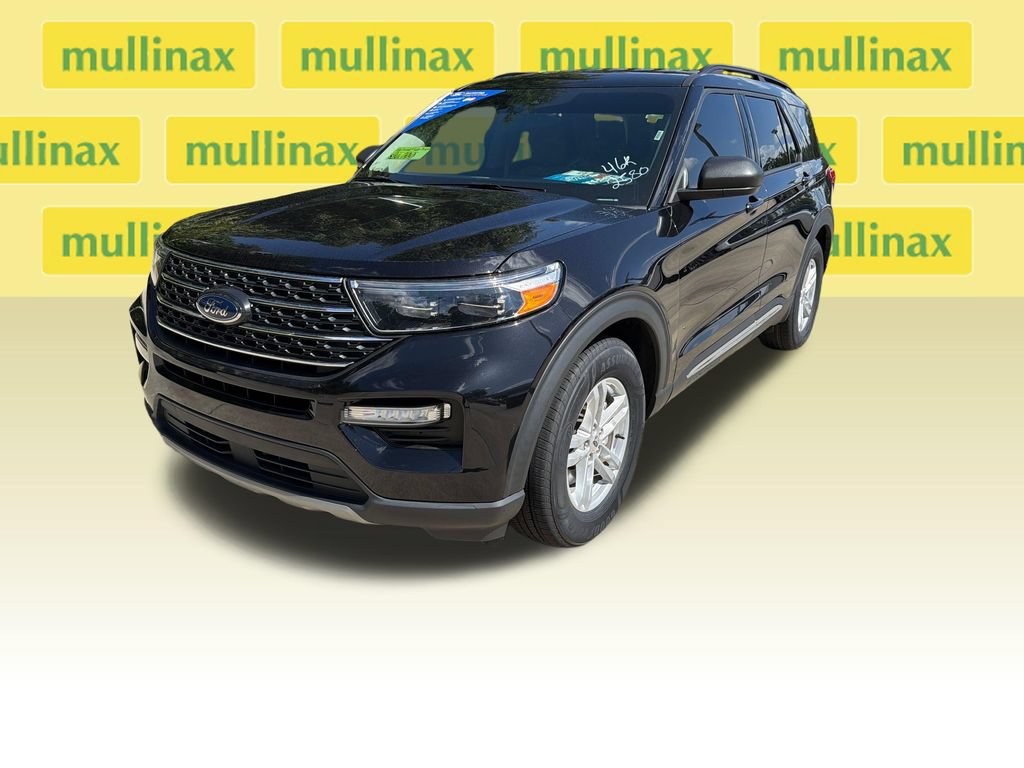 Certified 2024 Ford Explorer XLT w/ Equipment Group 202A RWD image 12
