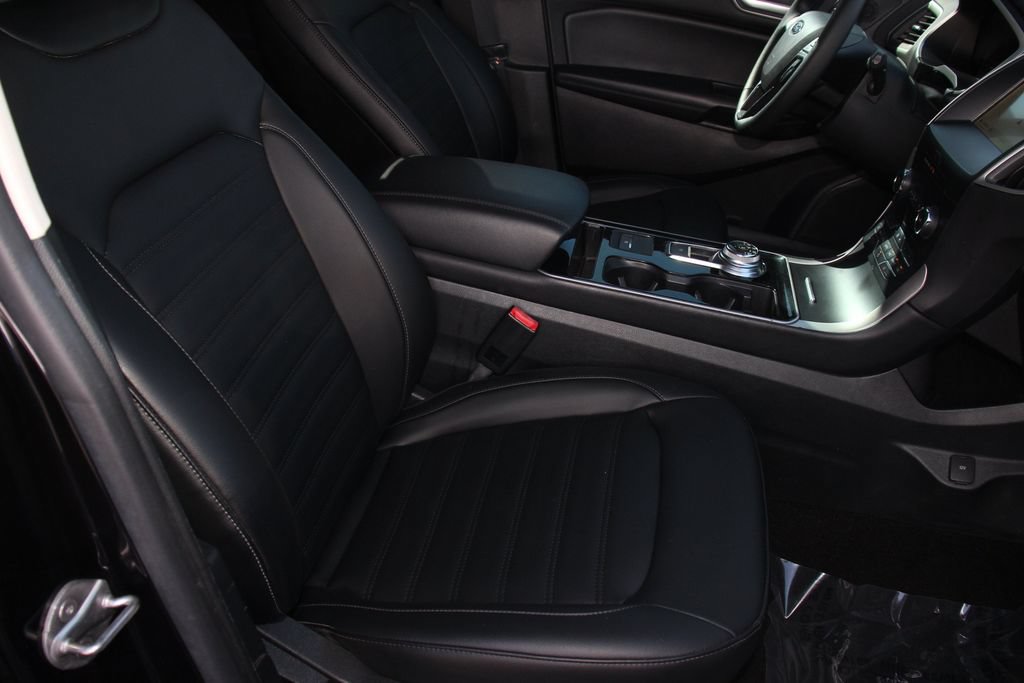 Certified 2019 Ford Edge SEL w/ Equipment Group 201A FWD image 28