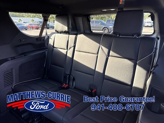 Used 2025 Cadillac Escalade ESV Premium Luxury w/ LPO, Floor Liner Package RWD image 12