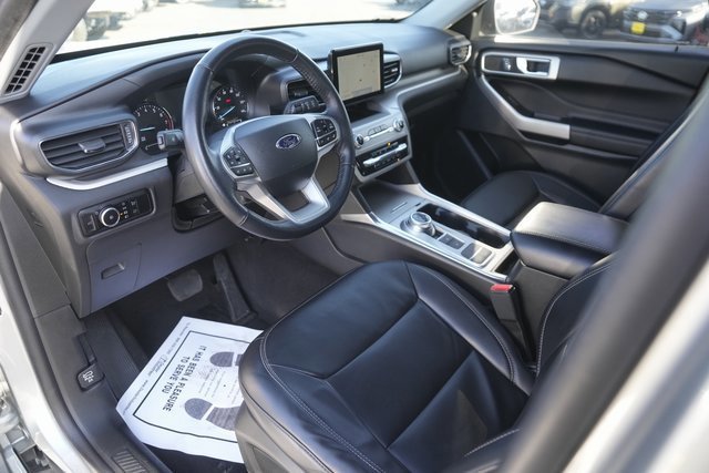 Certified 2023 Ford Explorer XLT w/ Equipment Group 202A image 8